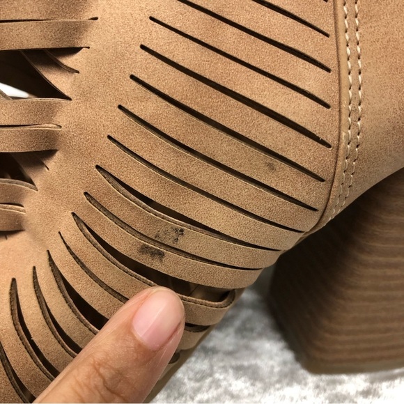 Dolce Vita Vegan Suede Open Toe Tan Booties size 10 - Picture 11 of 11